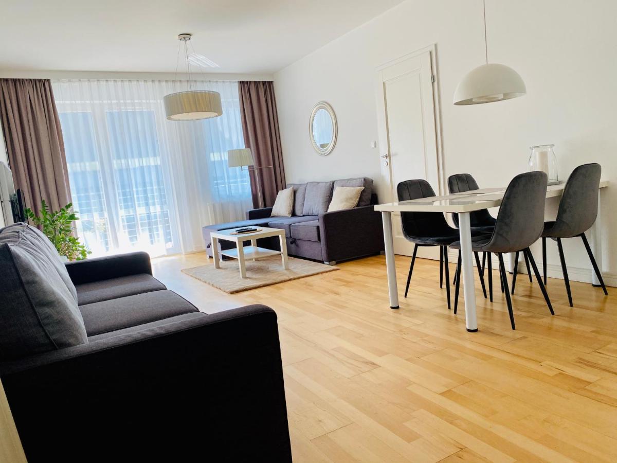 Apartamenty Maritimo Kolobřeh Exteriér fotografie